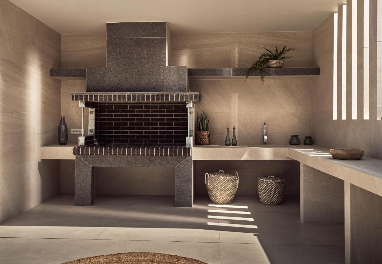 Anthis Luxury - A Haven Of Serene Modern Elegance, By Zantewize Villa *